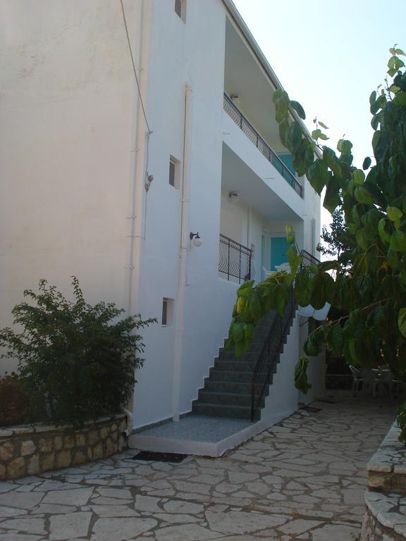 Santa Maria Rooms Áyios Nikítas المظهر الخارجي الصورة